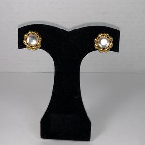 Vintage Liz Claiborne Gold and White Post earrings